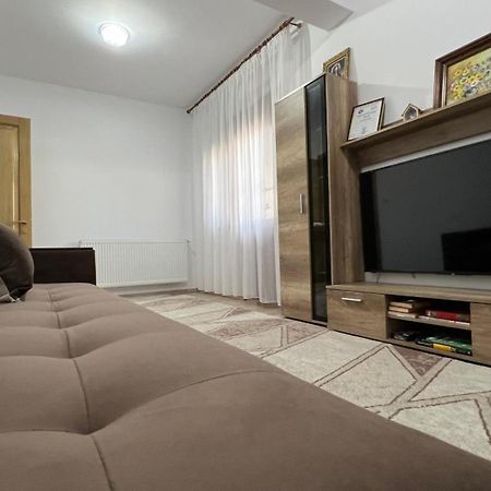 Alex 2 Apartament ยาช ภายนอก รูปภาพ